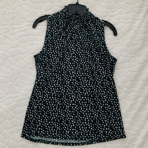 Adrianna Papell SLEEVESS RUCHED NECK TOP